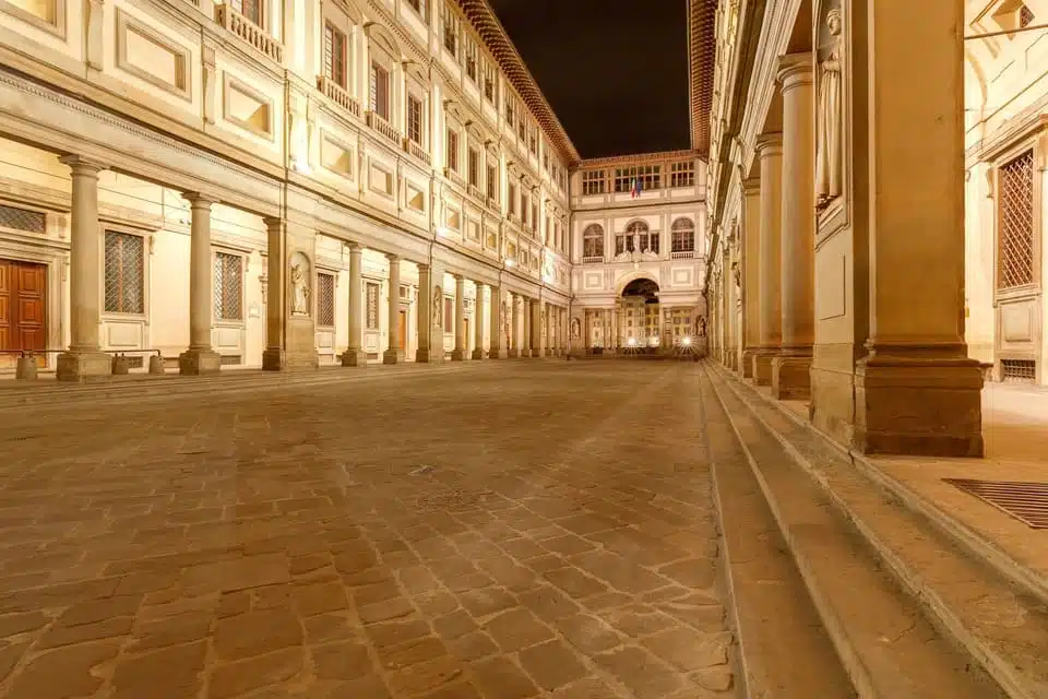 Βραδινή ξενάγηση στην Πινακοθήκη Ουφίτσι